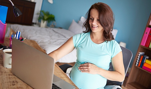 Клинический госпиталь «Лапино» запускает ОНЛАЙН Школу мам!