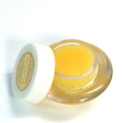 Бальзам для губ East Nights лечебно-уходовый с жиром страуса Эму и маслом полбы Misbah «Факел» 15 г